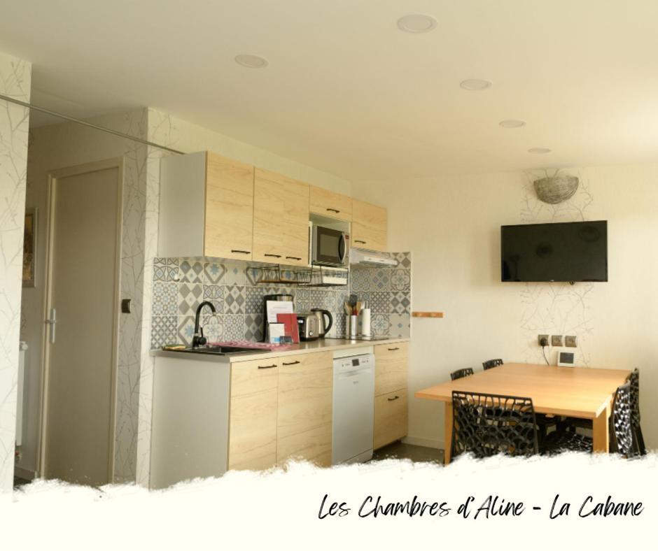 Les Chambres D'Aline Conches Номер фото